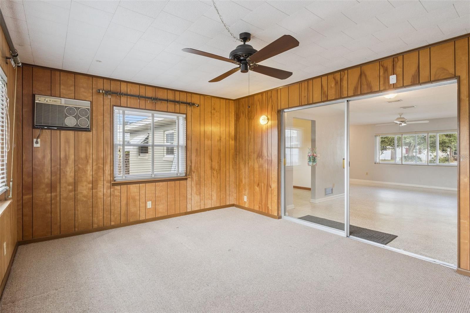 KINGSWOOD MANOR 1ST ADD - Residential