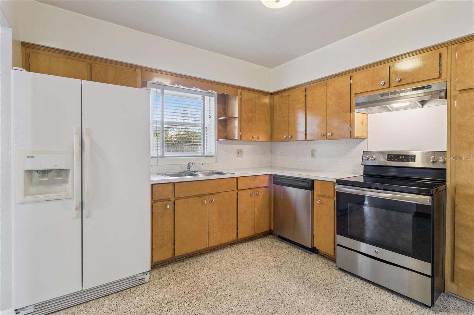 KINGSWOOD MANOR 1ST ADD - Residential