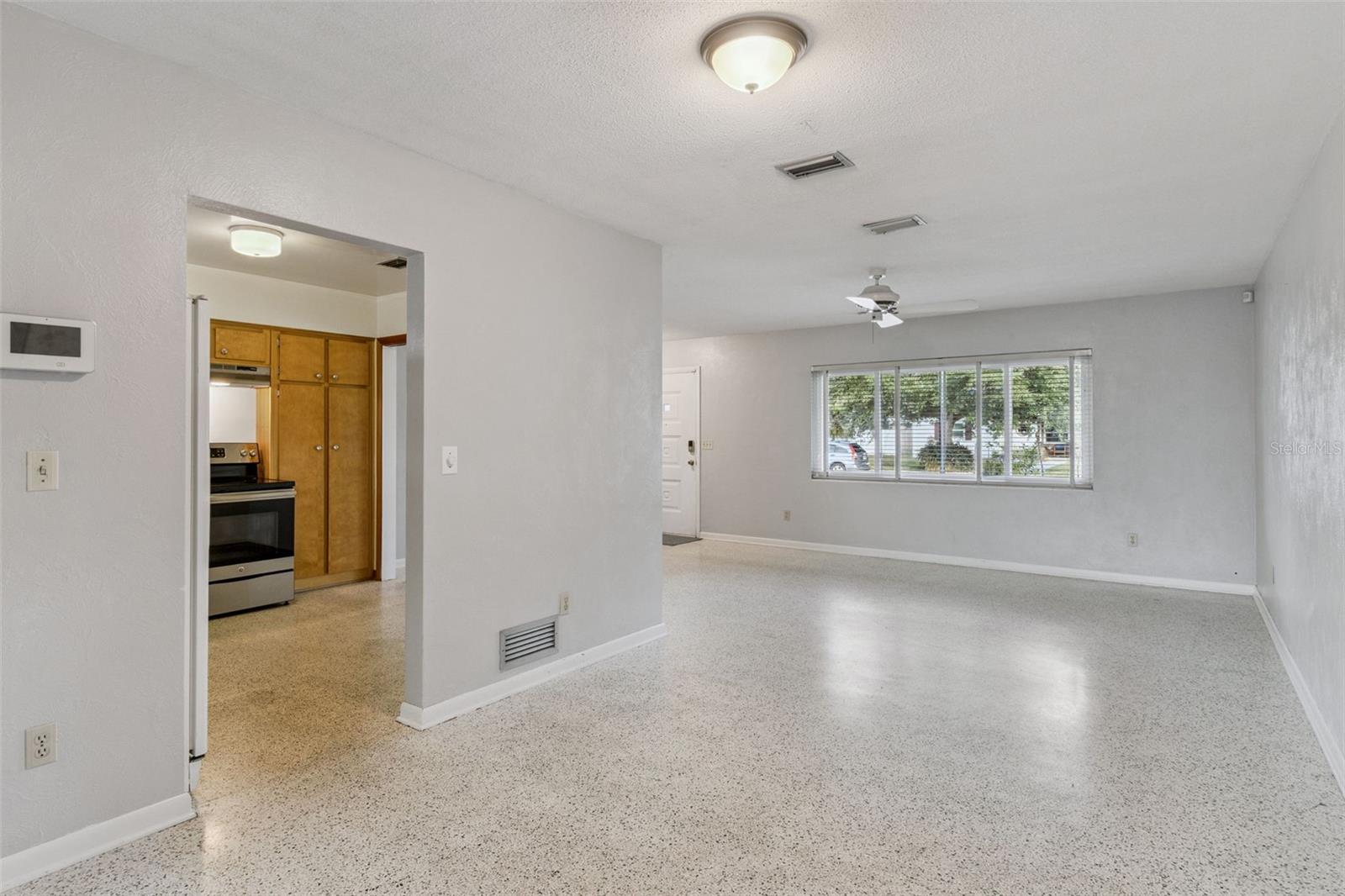 KINGSWOOD MANOR 1ST ADD - Residential