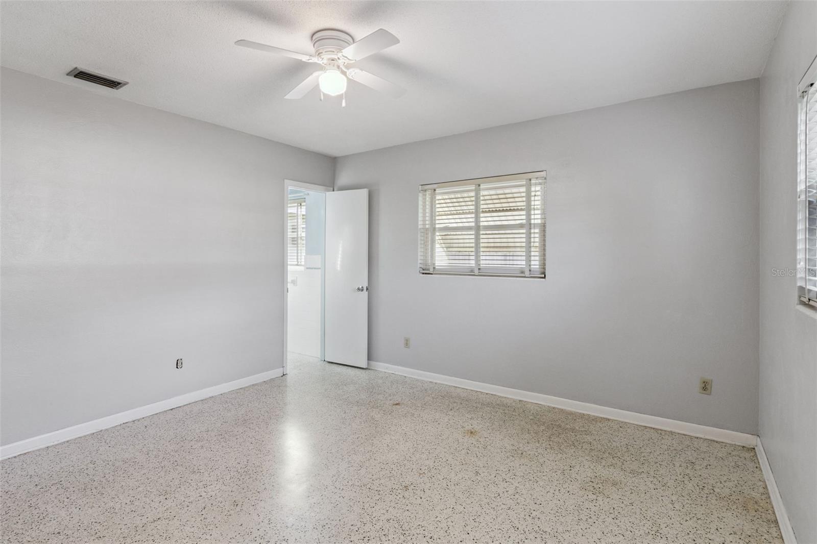 KINGSWOOD MANOR 1ST ADD - Residential