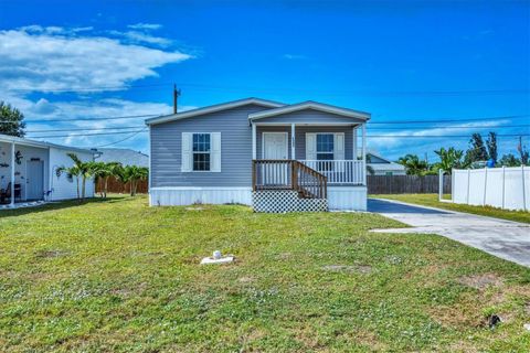 Photo of 1377 Ibis Drive, Englewood, FL 34224 (MLS # D6147097)