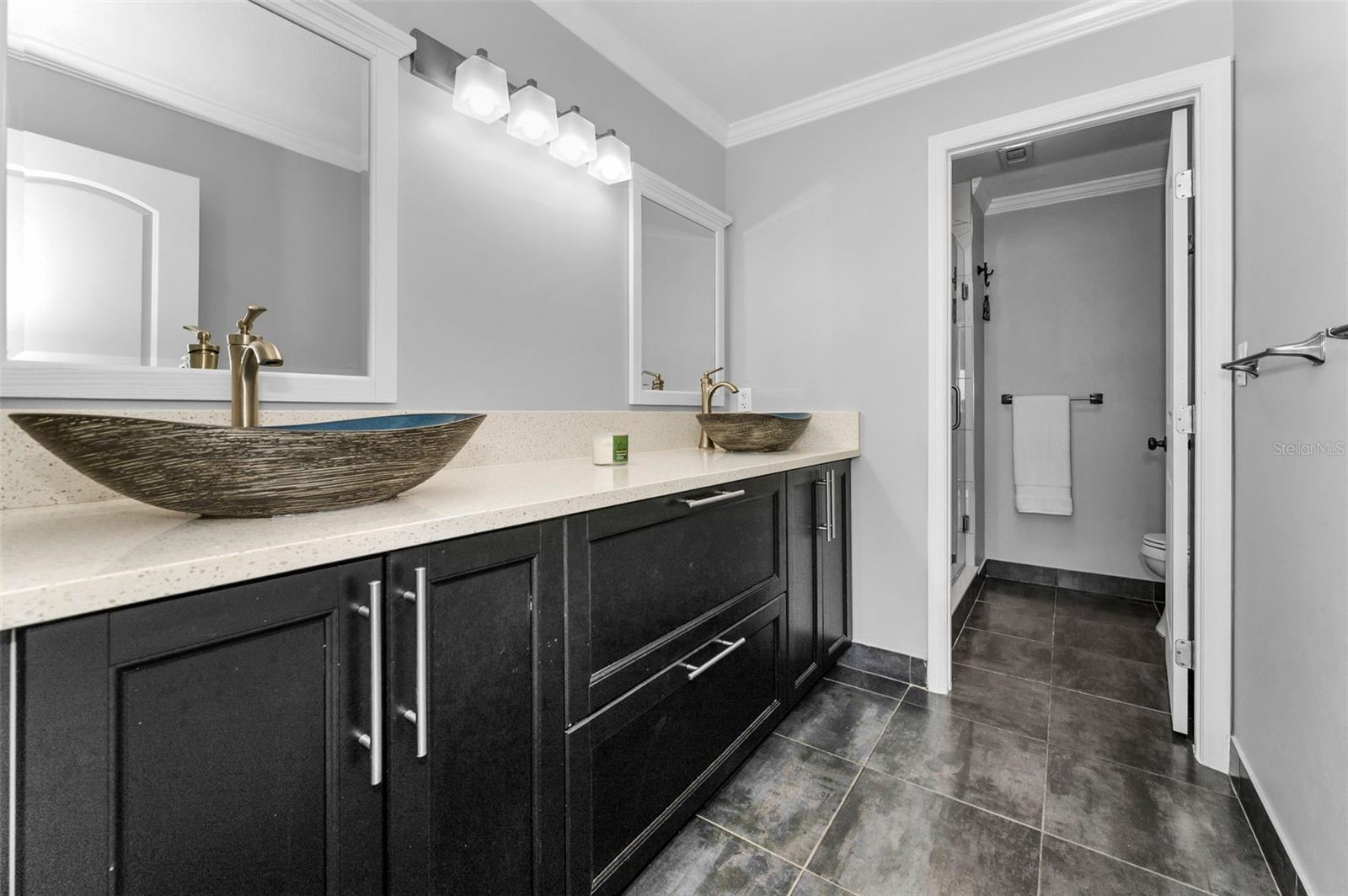 HARBOUR CLUB NO 3 - Residential