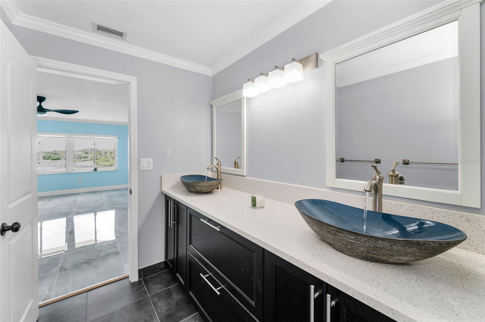 HARBOUR CLUB NO 3 - Residential