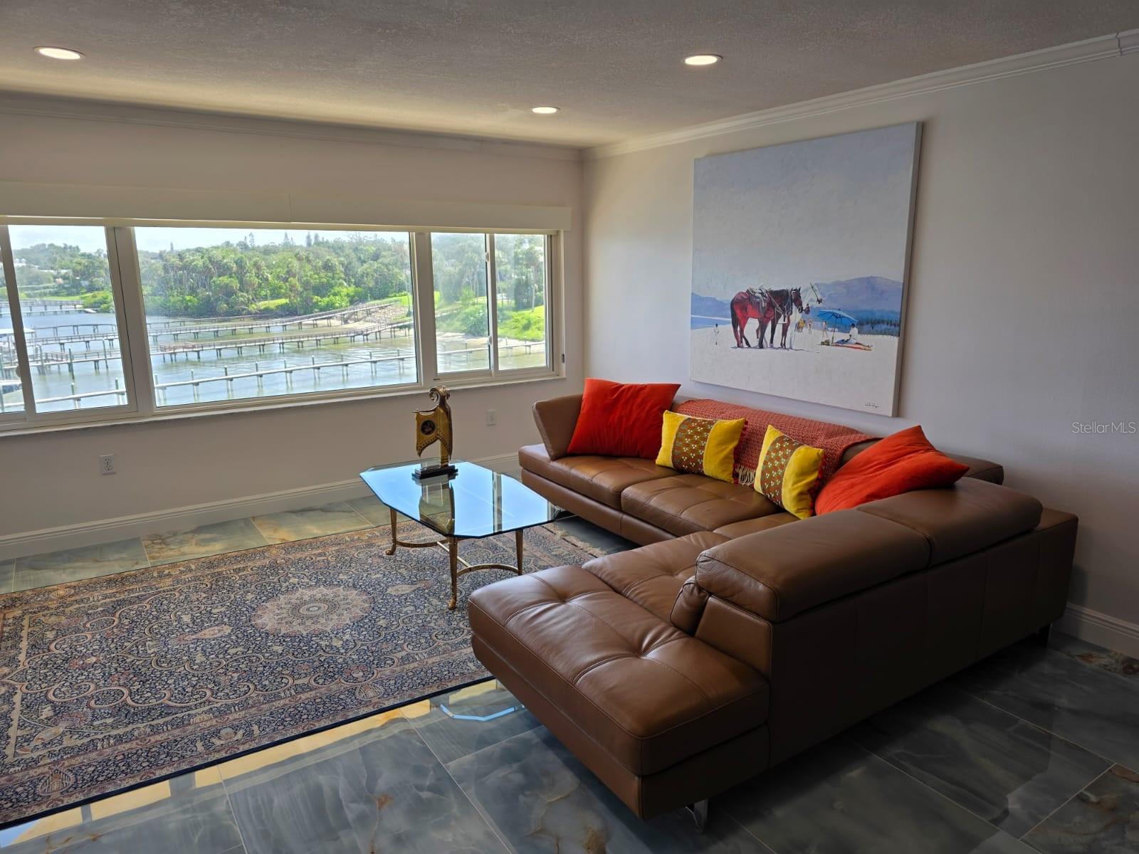 HARBOUR CLUB NO 3 - Residential