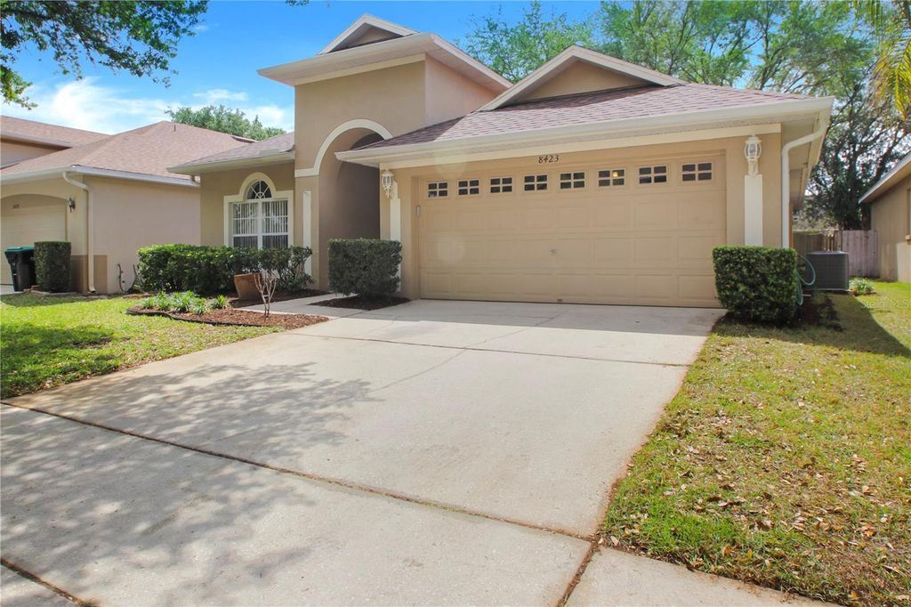 Photo of 8423 Baywood Vista Dr, Orlando, FL 32810 (MLS # O6395751)