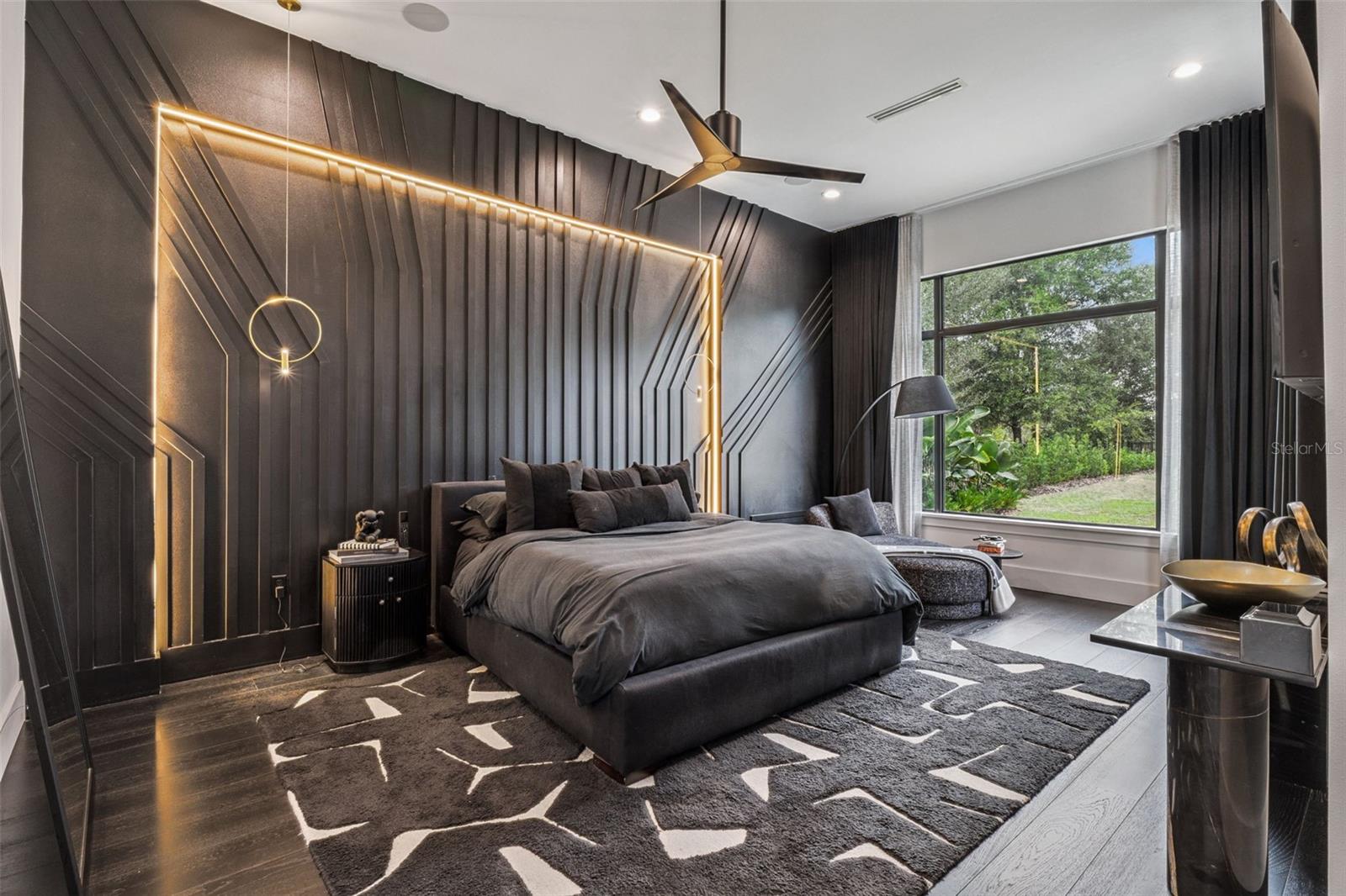 BELLA COLLINA - Residential