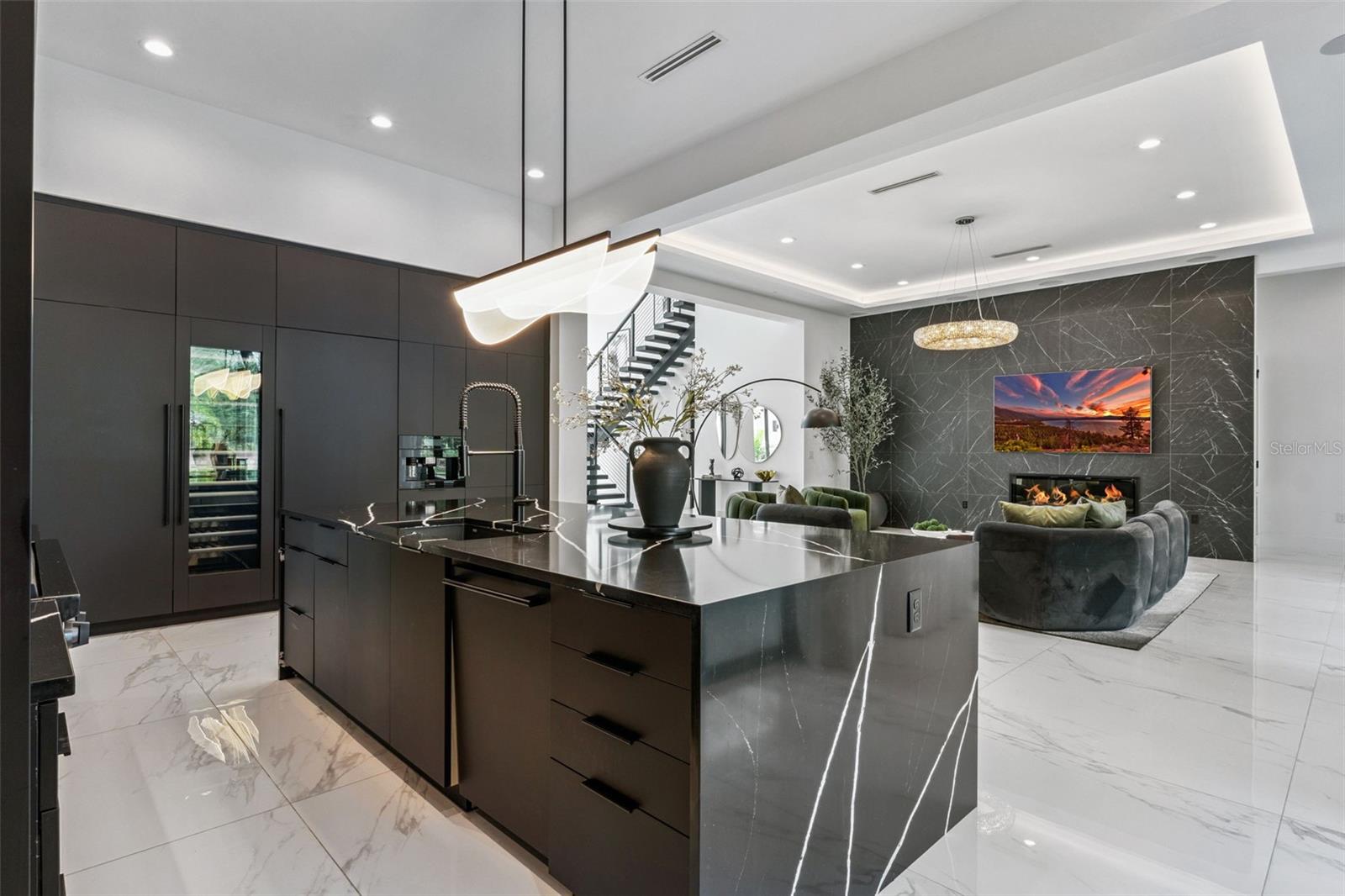 BELLA COLLINA - Residential