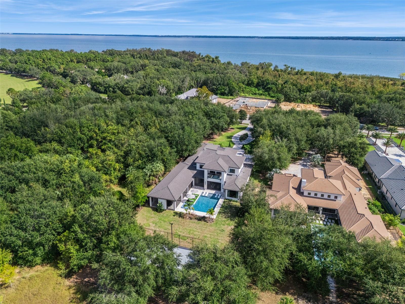 BELLA COLLINA - Residential