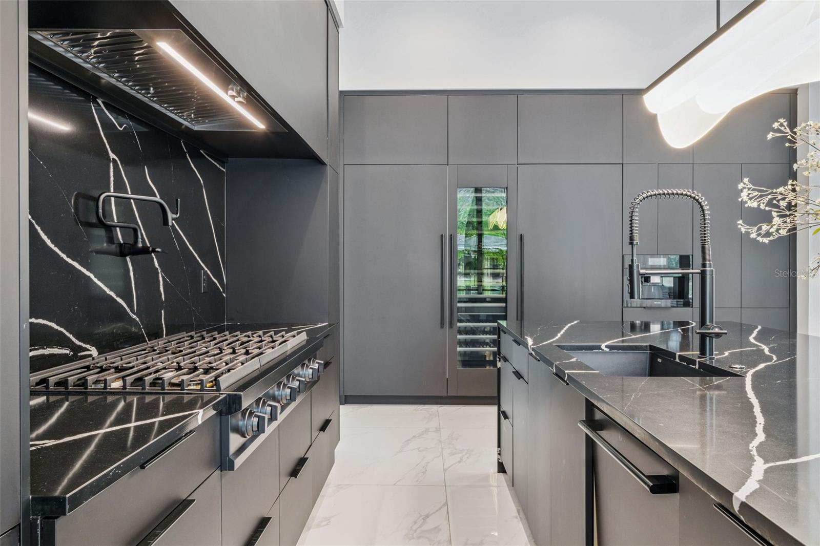 BELLA COLLINA - Residential