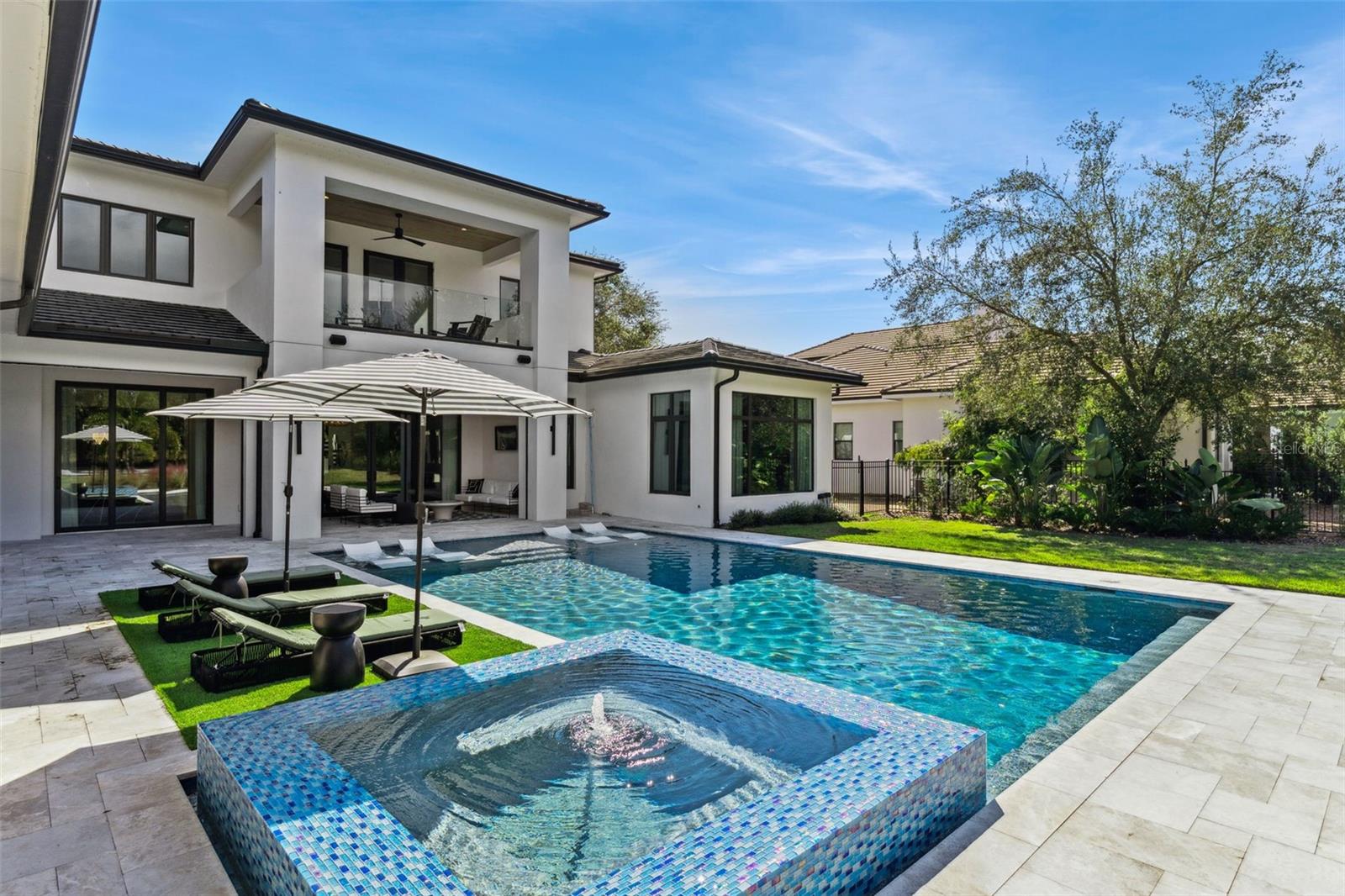 BELLA COLLINA - Residential