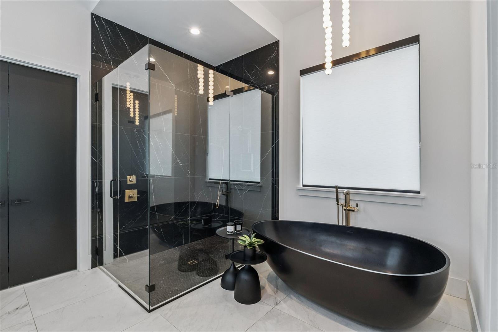 BELLA COLLINA - Residential