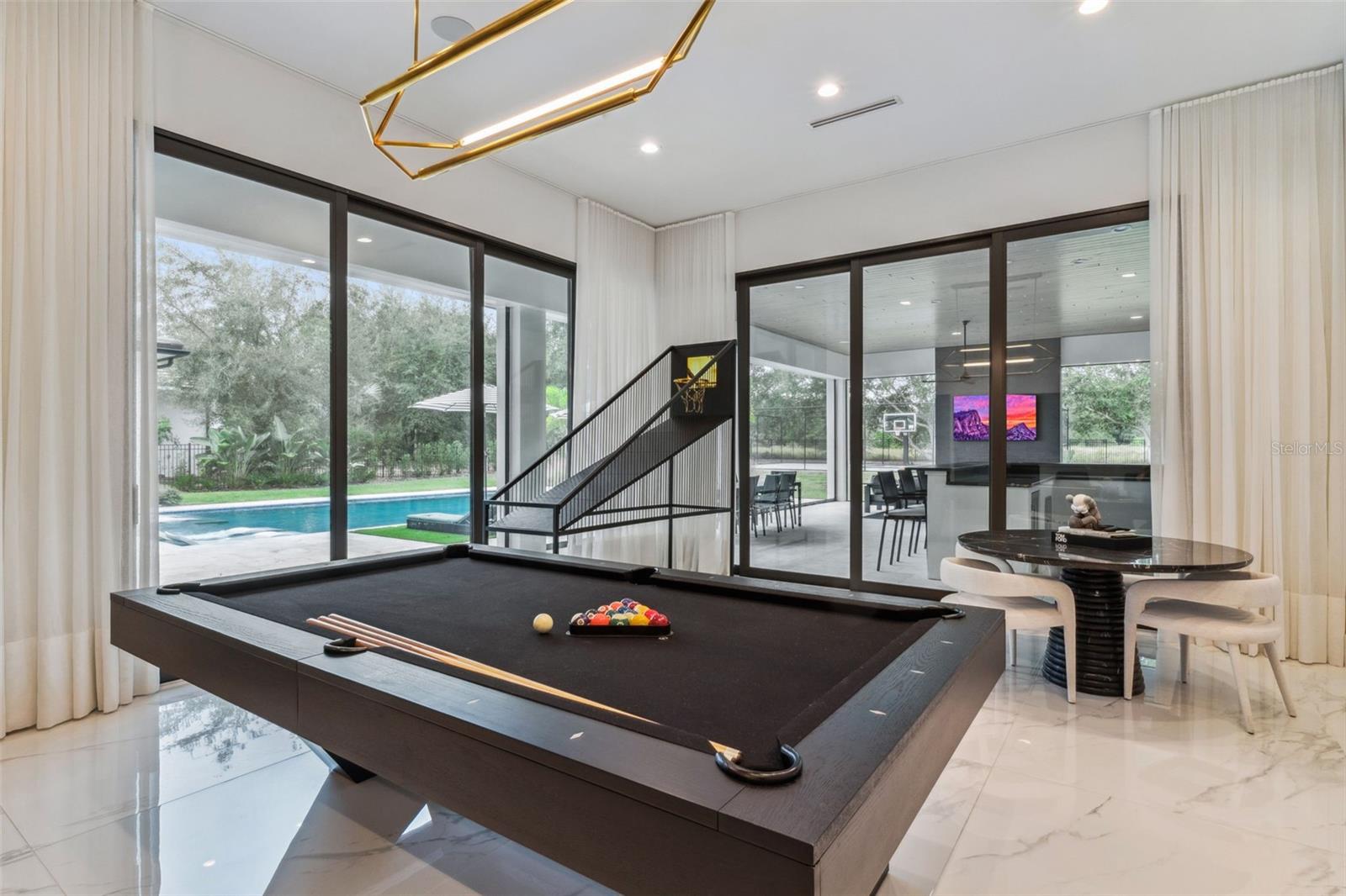 BELLA COLLINA - Residential