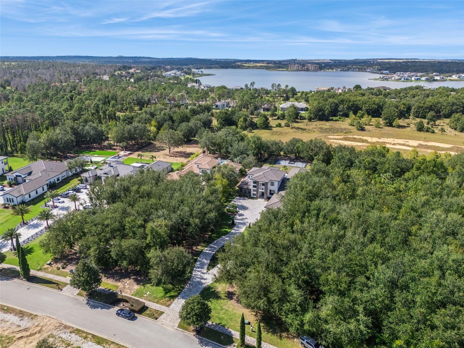 BELLA COLLINA - Residential