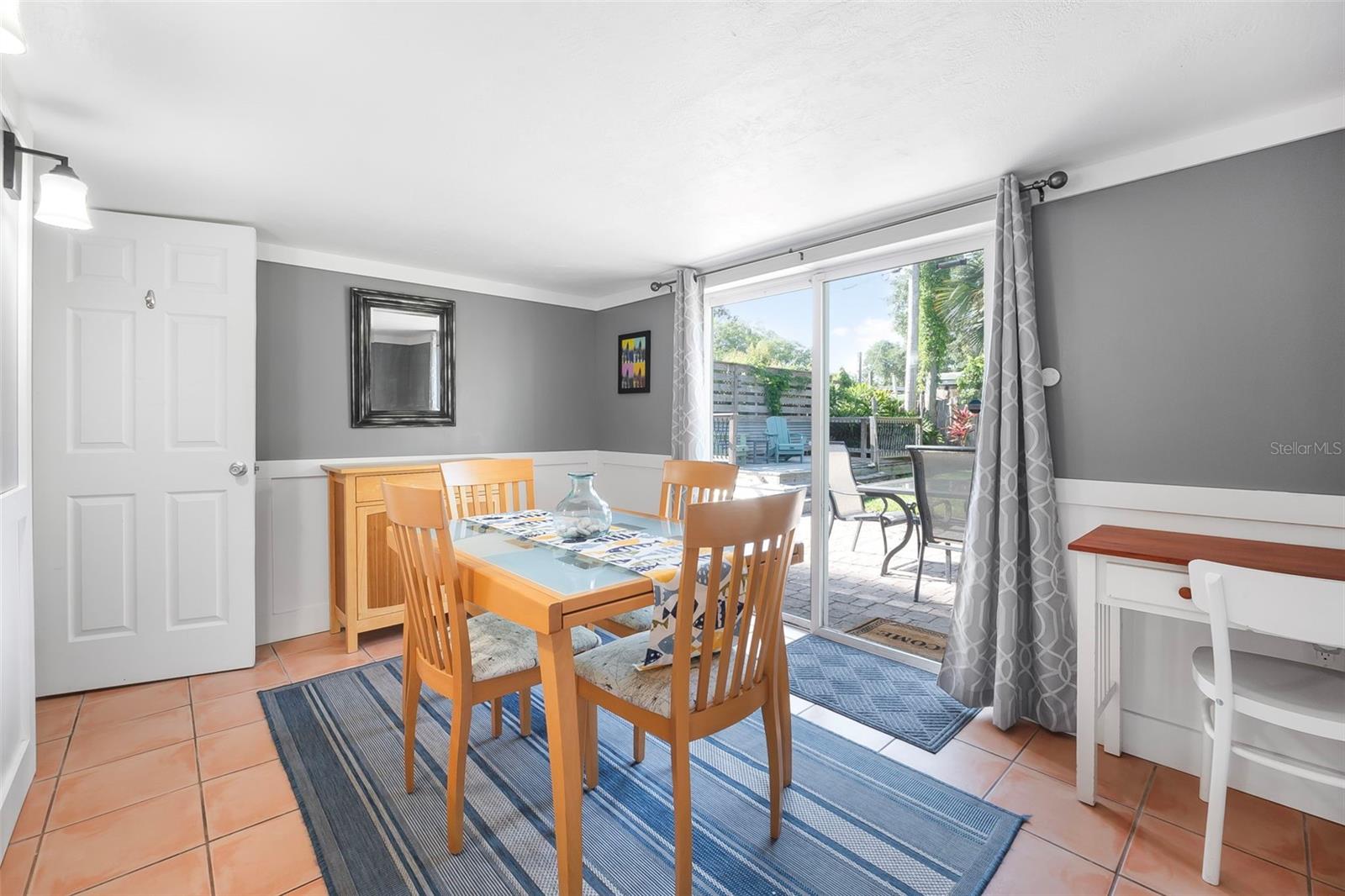 ORMOND OCEAN GARDENS - Residential