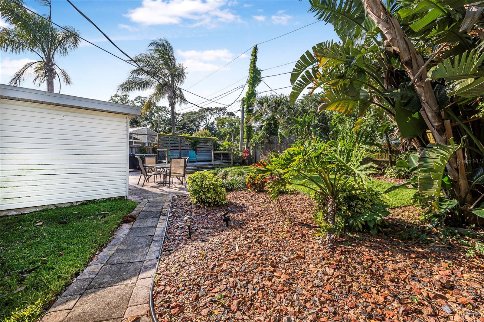 ORMOND OCEAN GARDENS - Residential