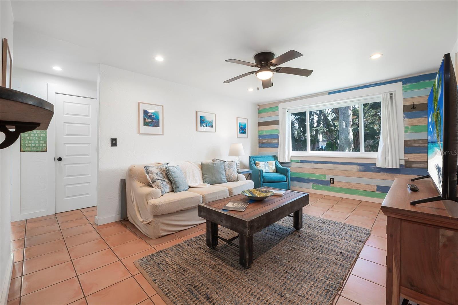 ORMOND OCEAN GARDENS - Residential