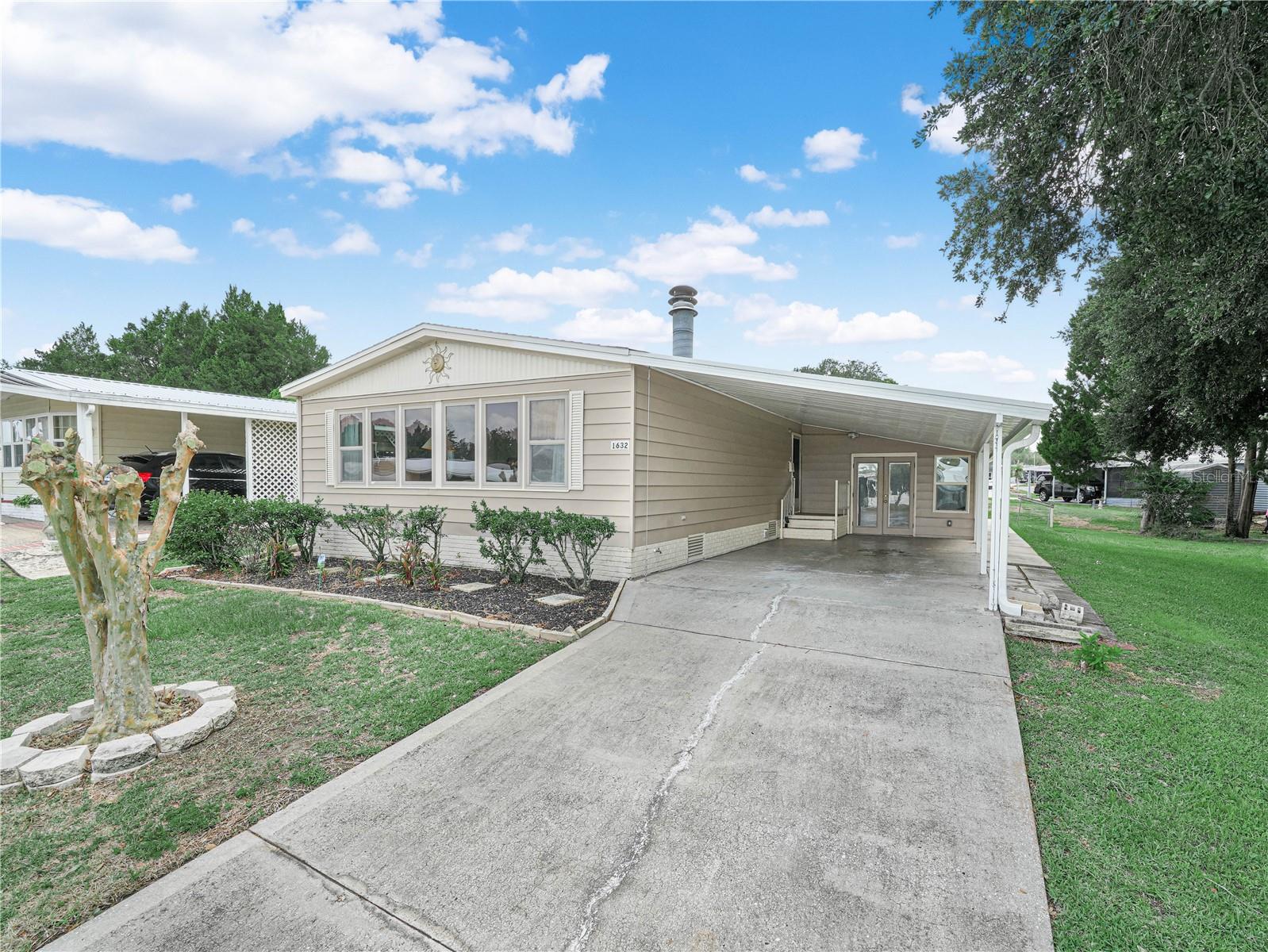 1632 FOXWAY DRIVE