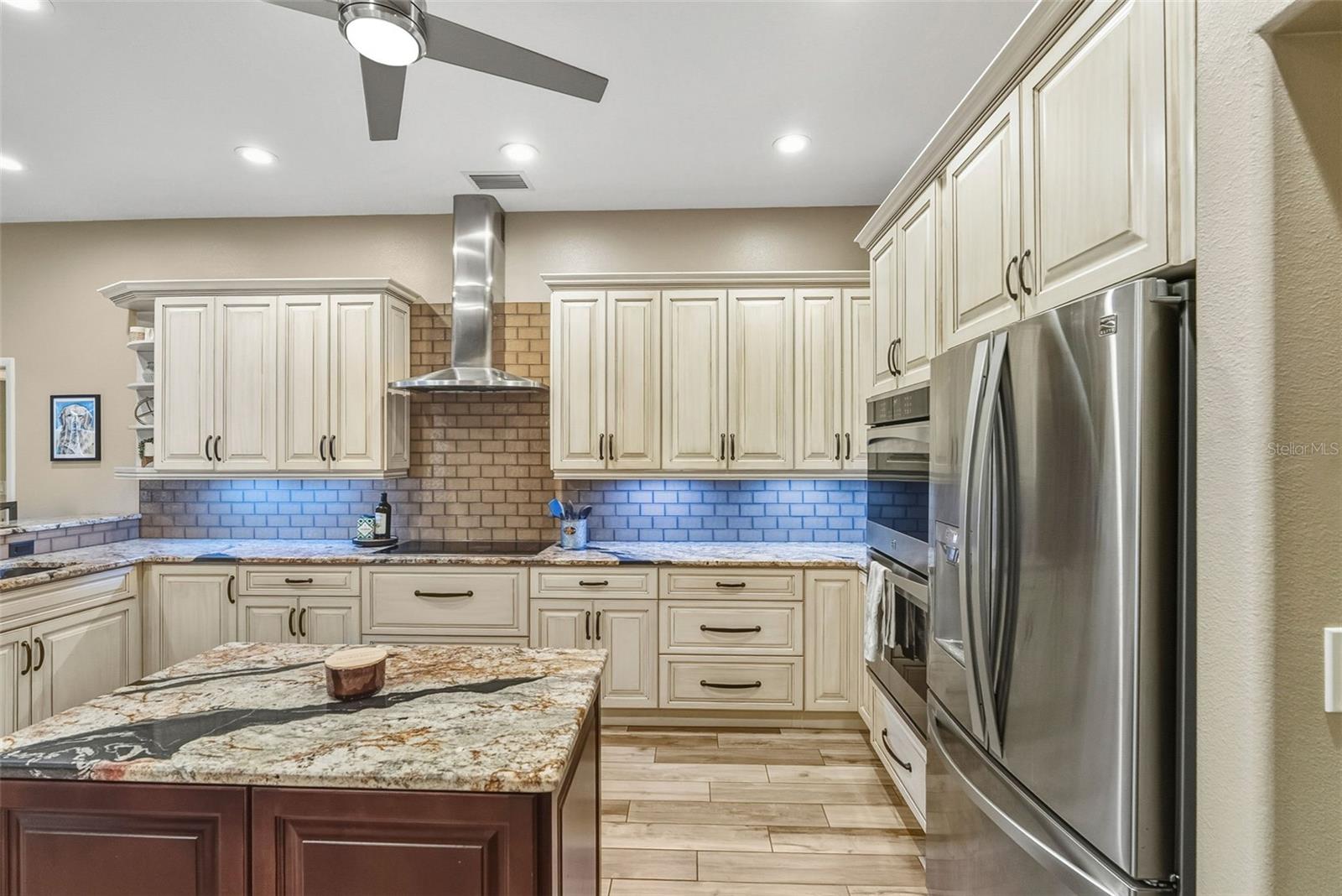 GREENHAVEN UNIT THREE - Residential