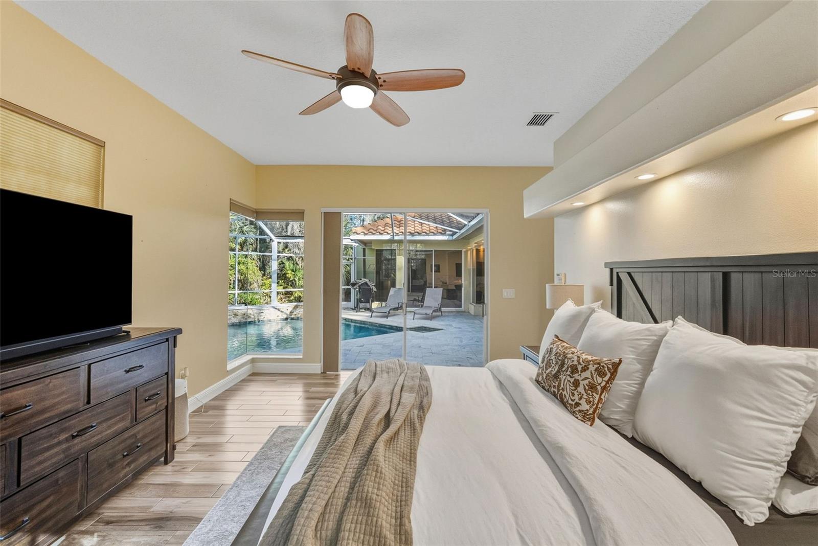 GREENHAVEN UNIT THREE - Residential