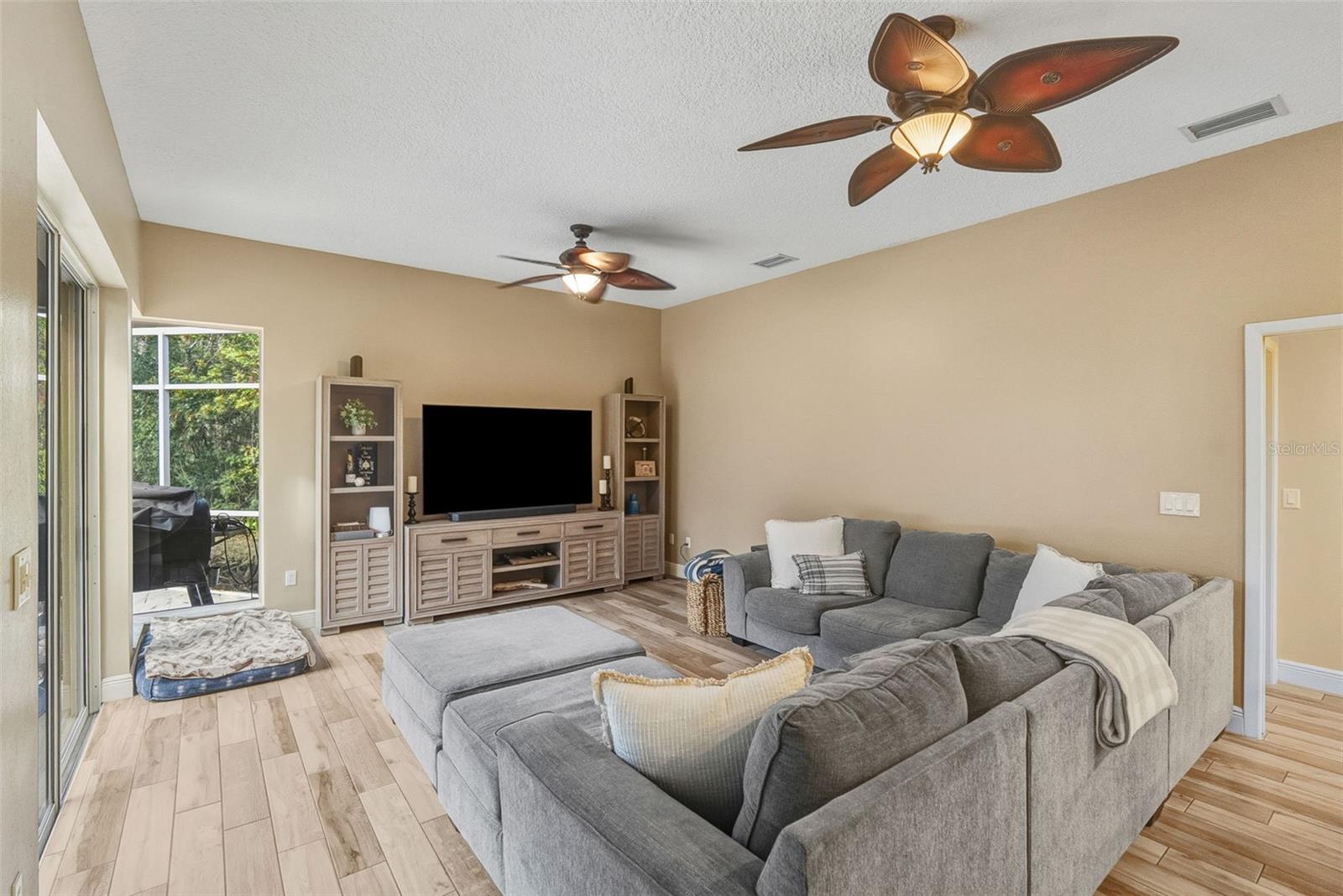 GREENHAVEN UNIT THREE - Residential