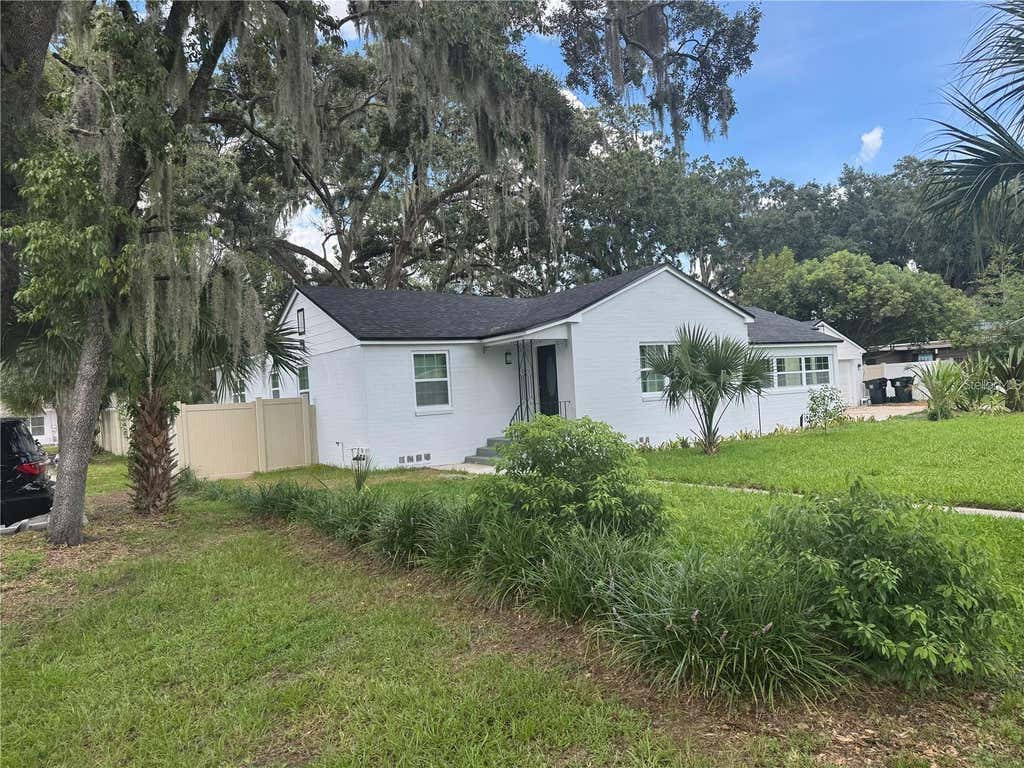 Photo of 1349 Arlington Street, Orlando, FL 32805 (MLS # O6421111)