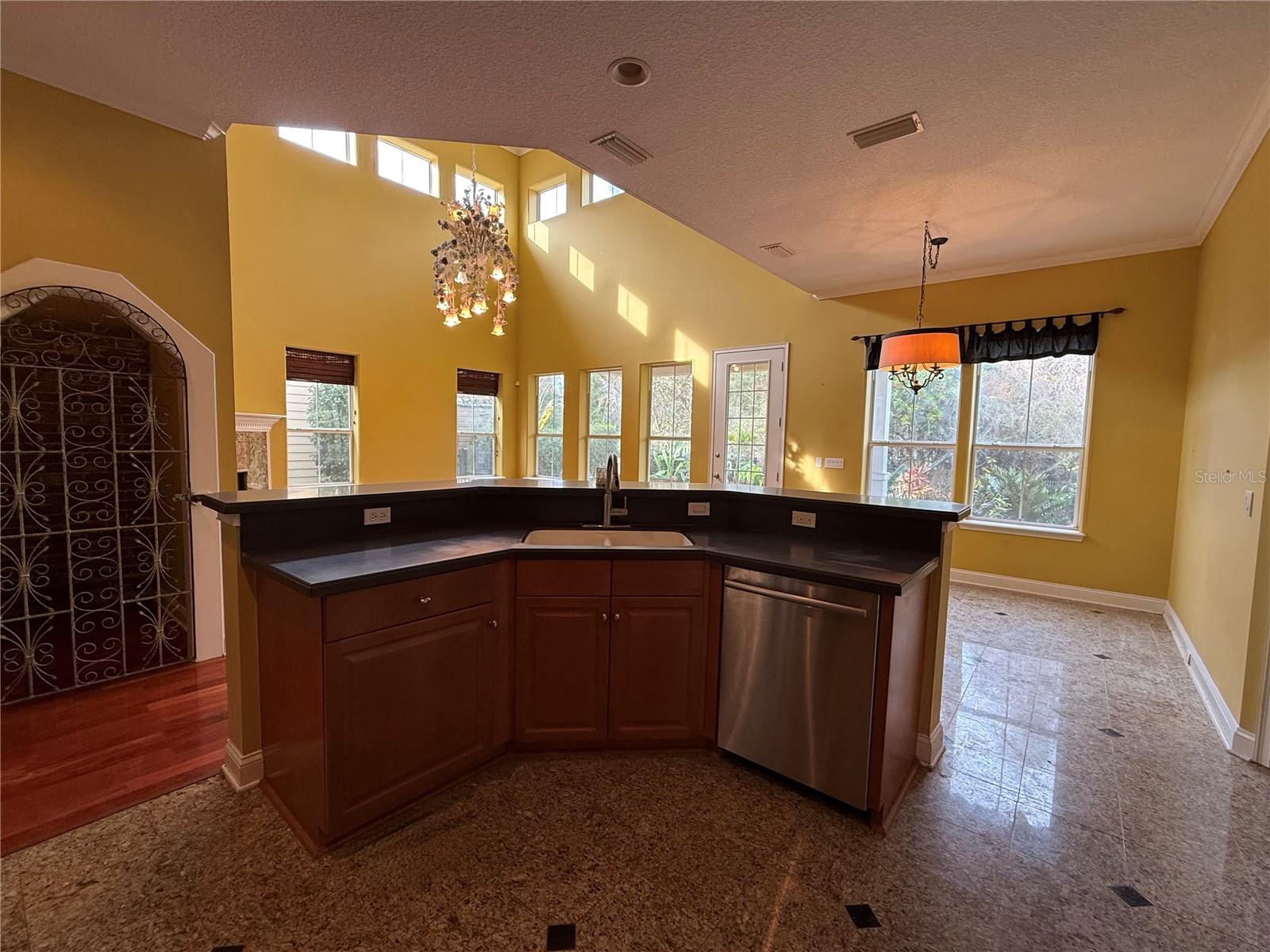 MARSHALL CRK DRI VILLAGE CTR - Residential