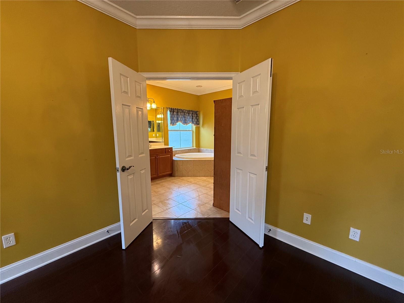 MARSHALL CRK DRI VILLAGE CTR - Residential