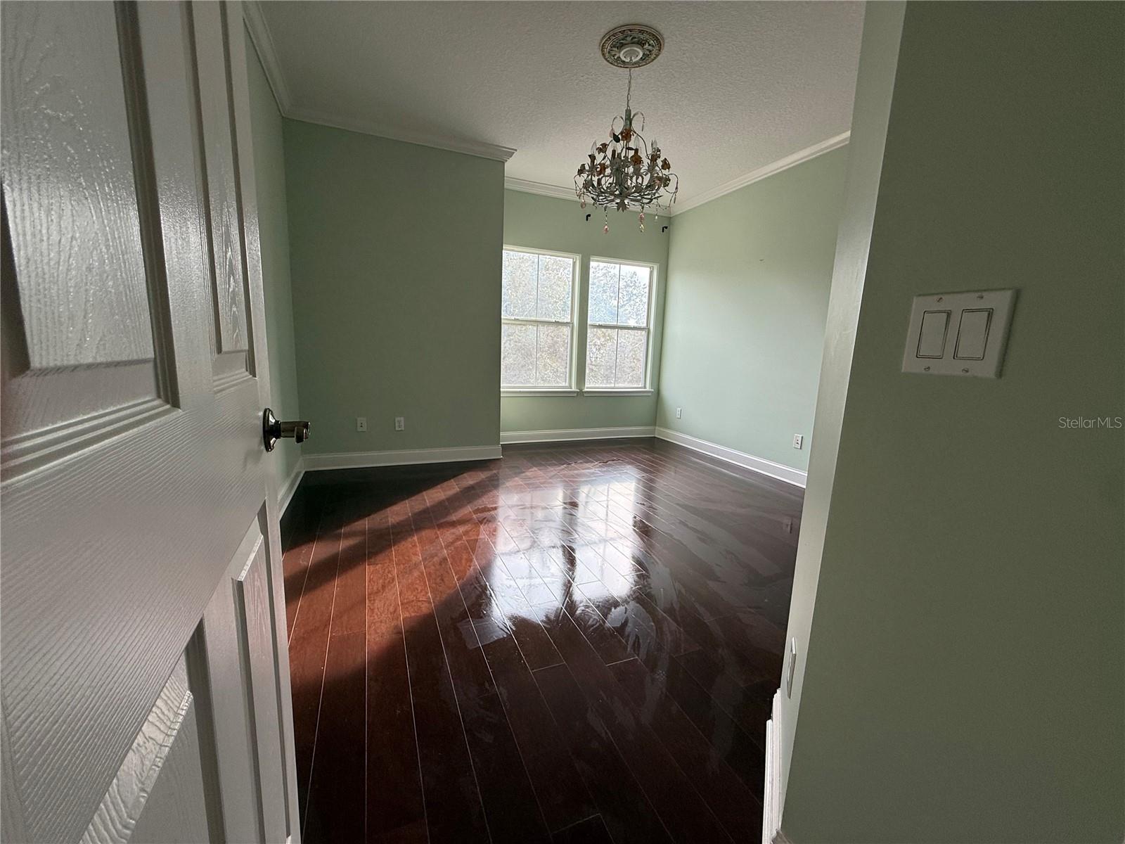 MARSHALL CRK DRI VILLAGE CTR - Residential