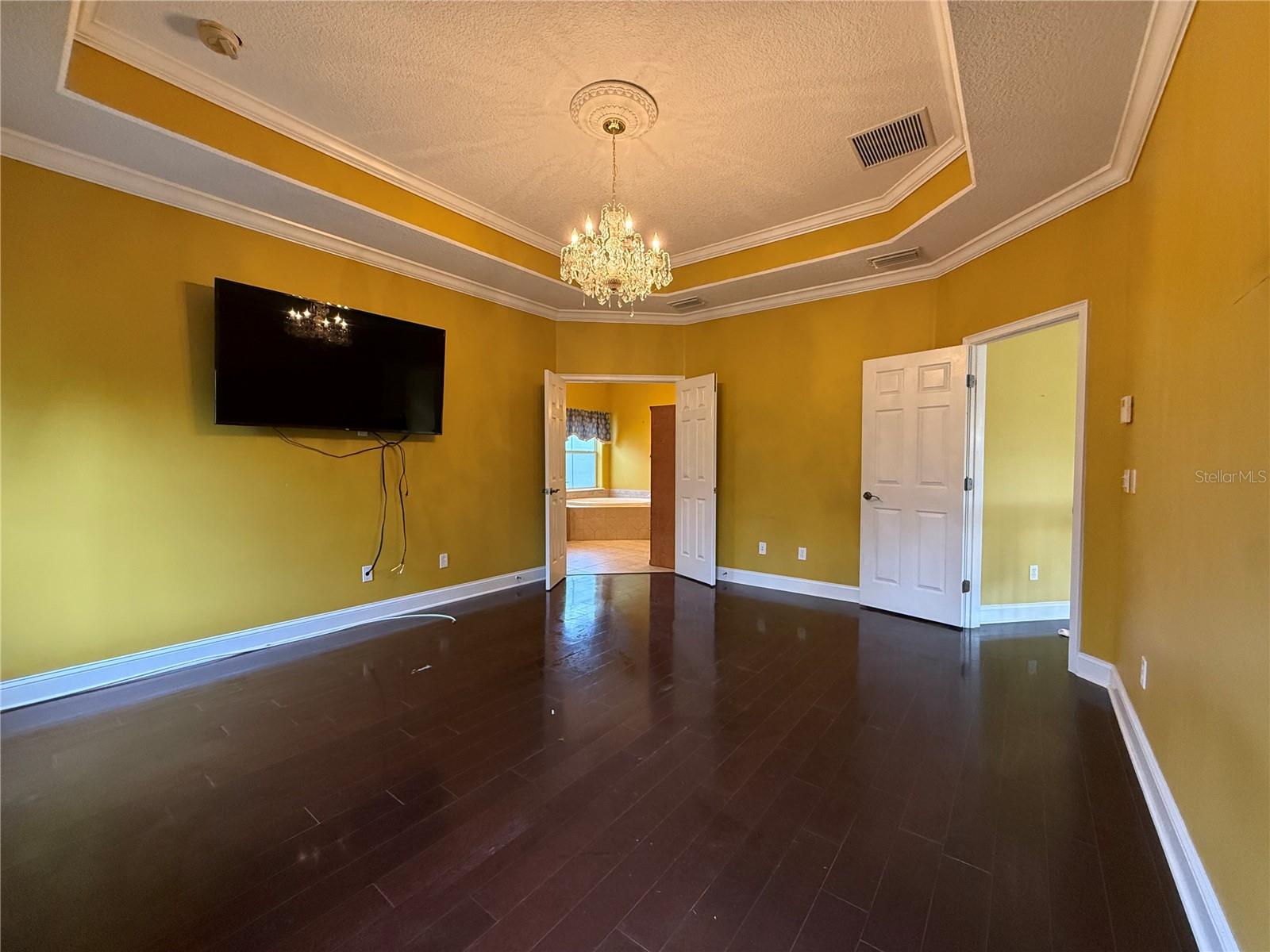 MARSHALL CRK DRI VILLAGE CTR - Residential