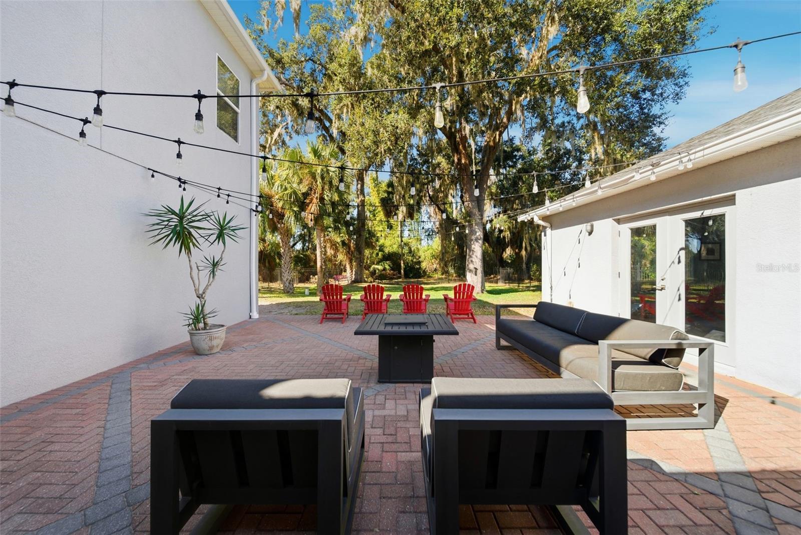 2304 INDIAN MOUND TRAIL