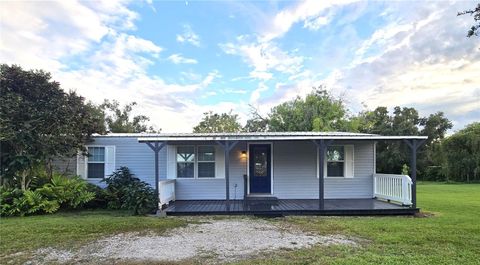 Photo of 3301 Medulla Road, Plant City, FL 33566 (MLS # TB8433179)
