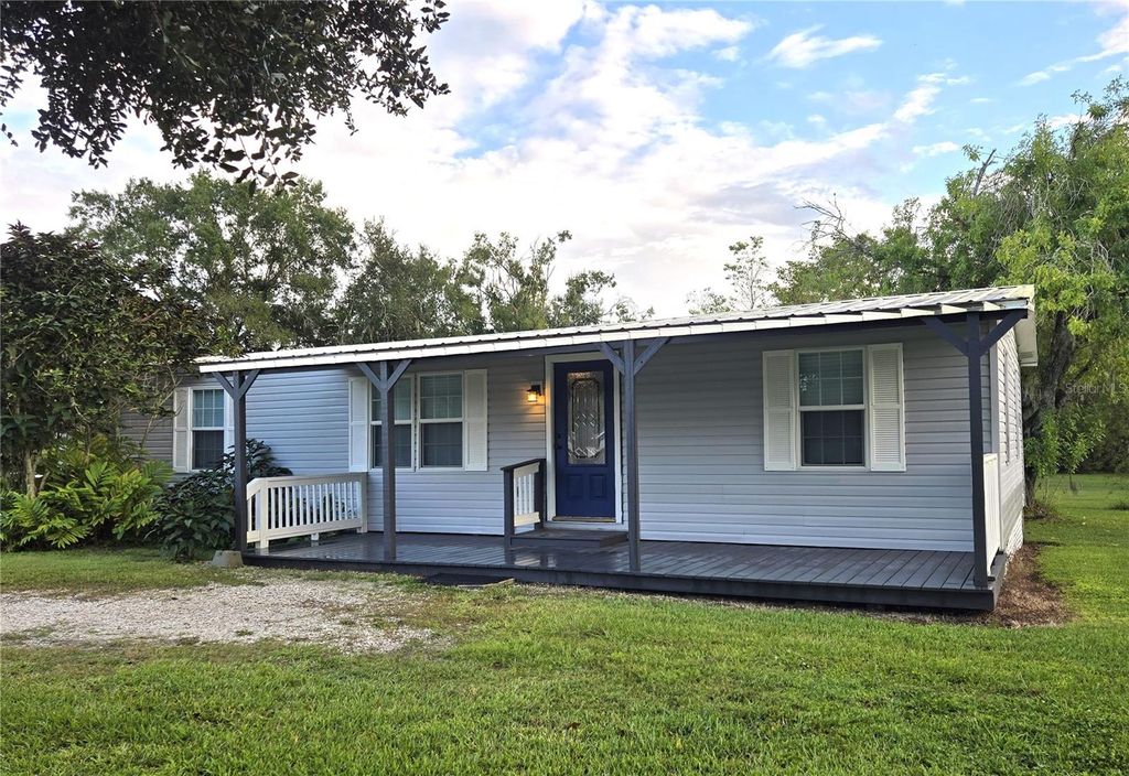 Photo of 3301 Medulla Road, Plant City, FL 33566 (MLS # TB8433179)