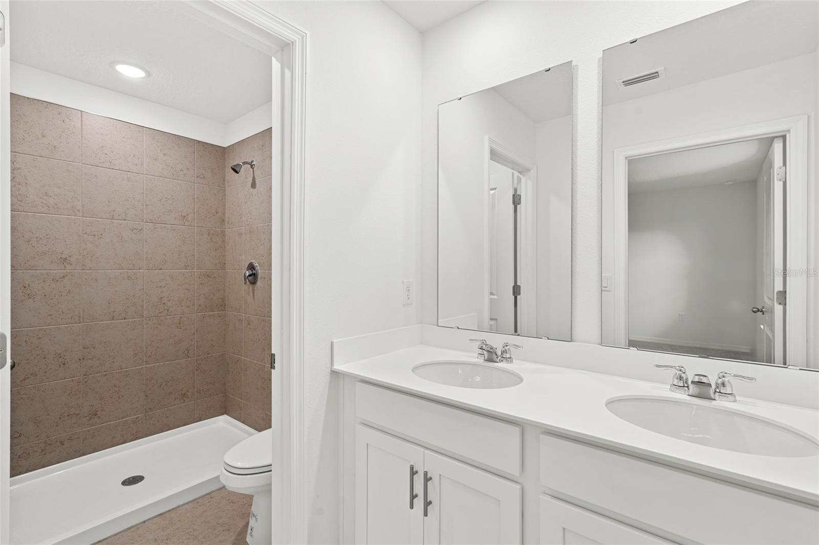 SHENANDOAH RESERVE - Residential
