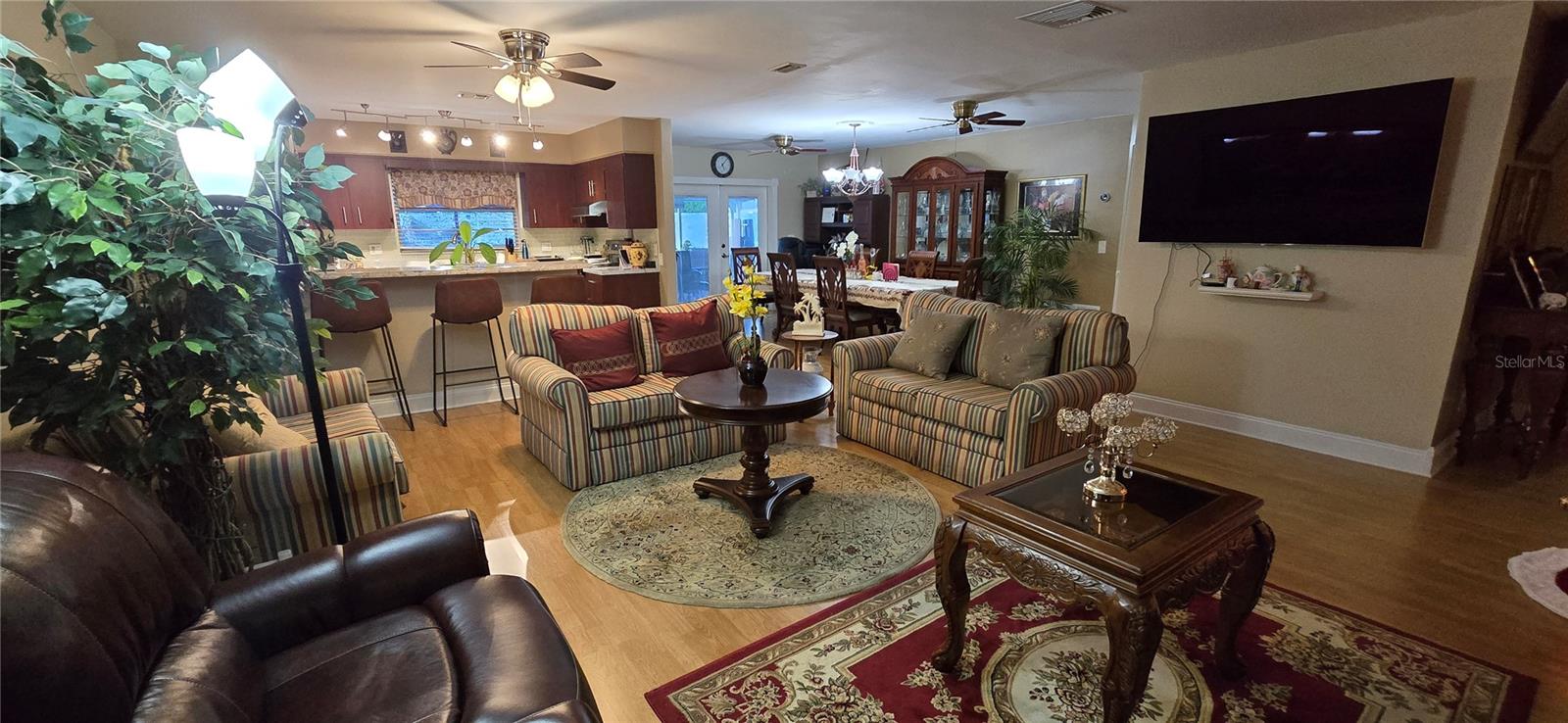 BONNIE BROOK - Residential Lease