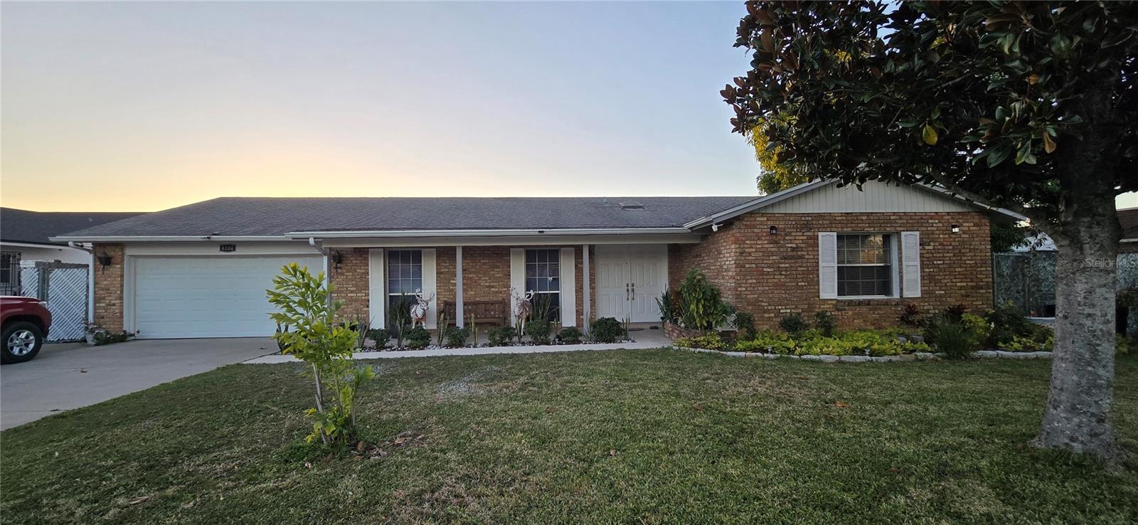 BONNIE BROOK - Residential Lease