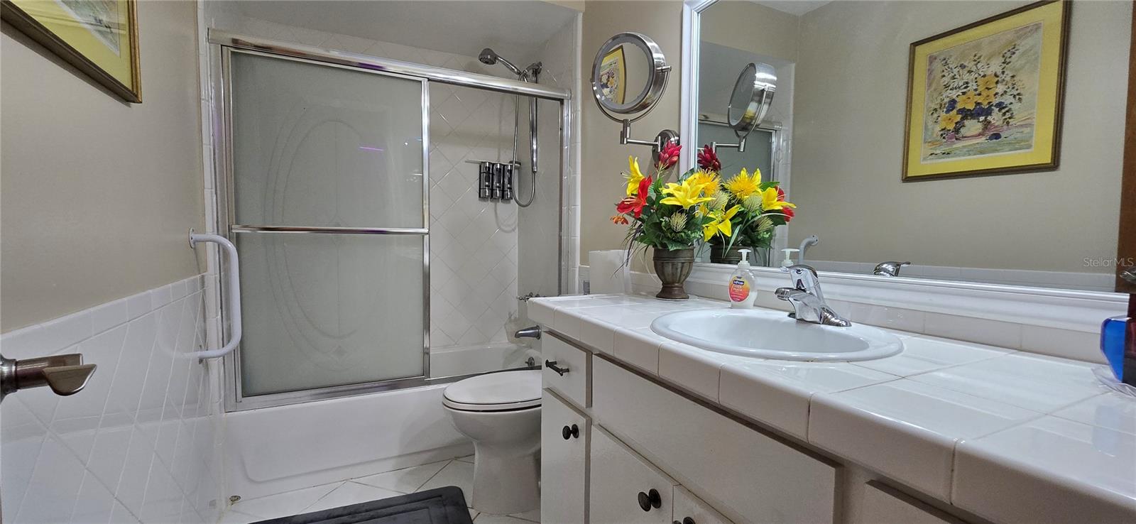 BONNIE BROOK - Residential Lease