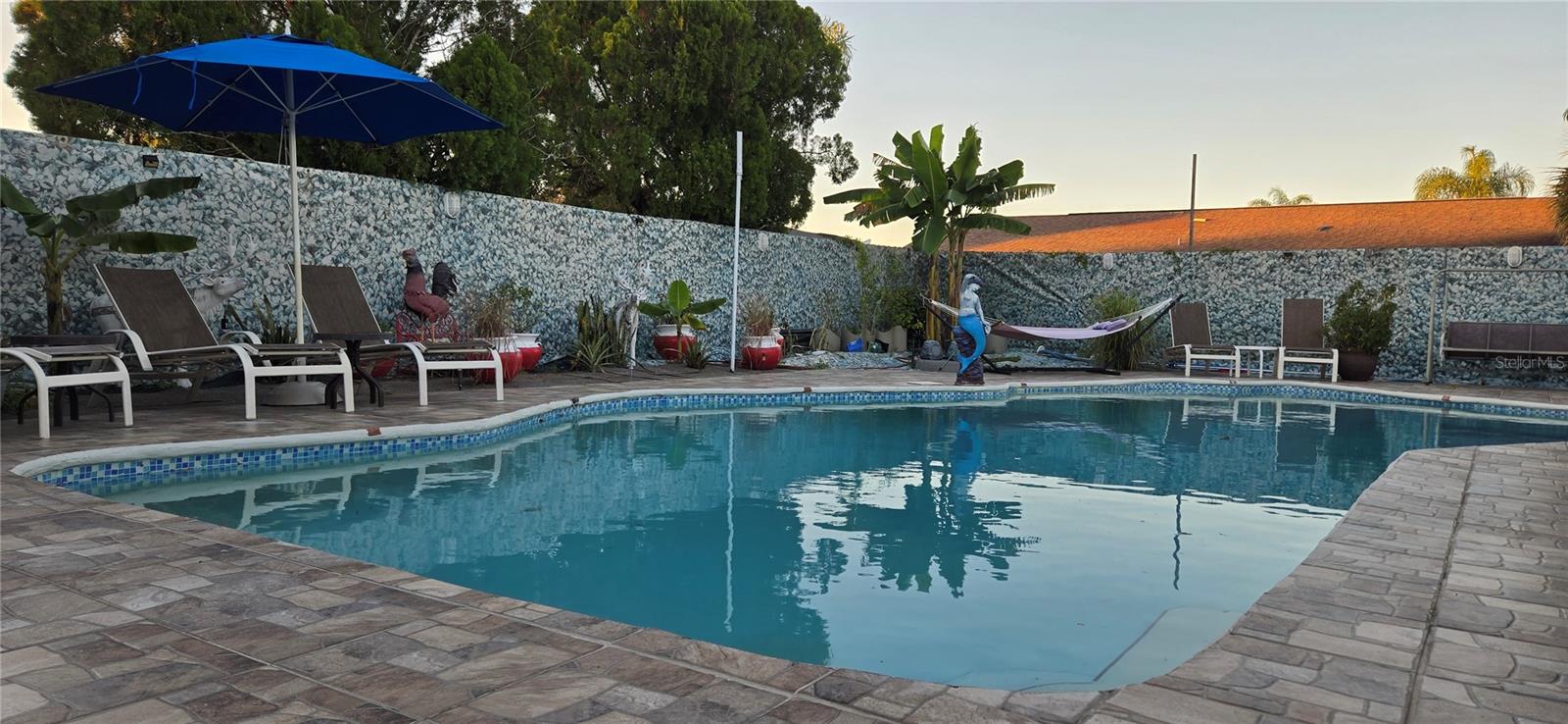 BONNIE BROOK - Residential Lease