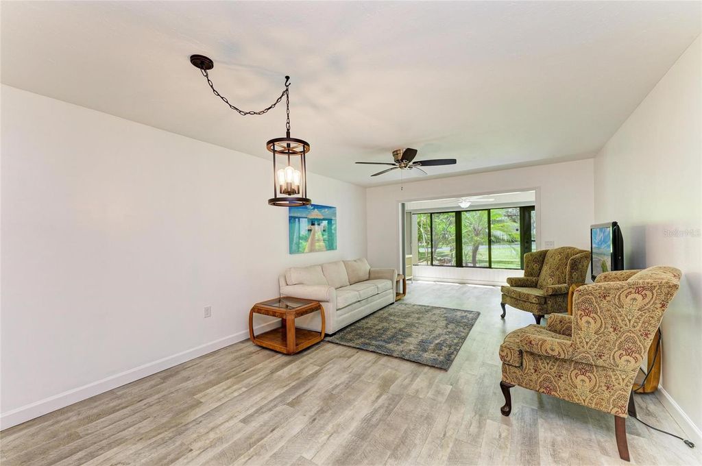 Photo of 258 Sherwood Drive #258, Bradenton, FL 34210 (MLS # A4657135)