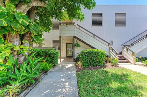 Photo of 258 Sherwood Drive #258, Bradenton, FL 34210 (MLS # A4657135)