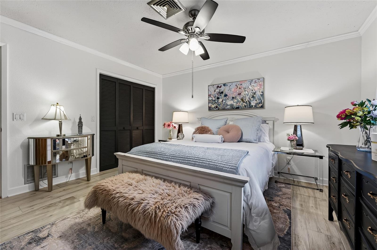 SOUTH VENICE - Residential