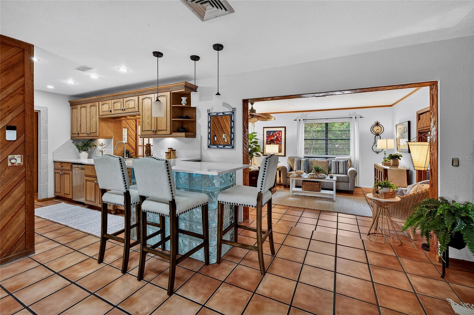 SOUTH VENICE - Residential