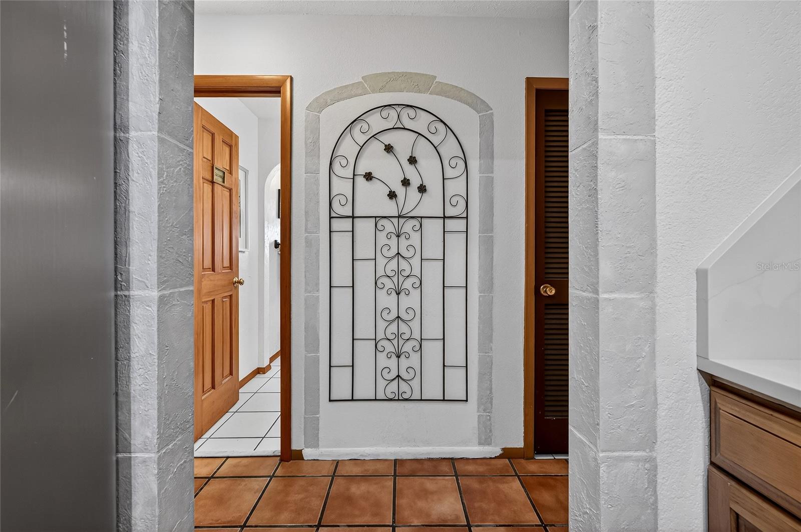 SOUTH VENICE - Residential