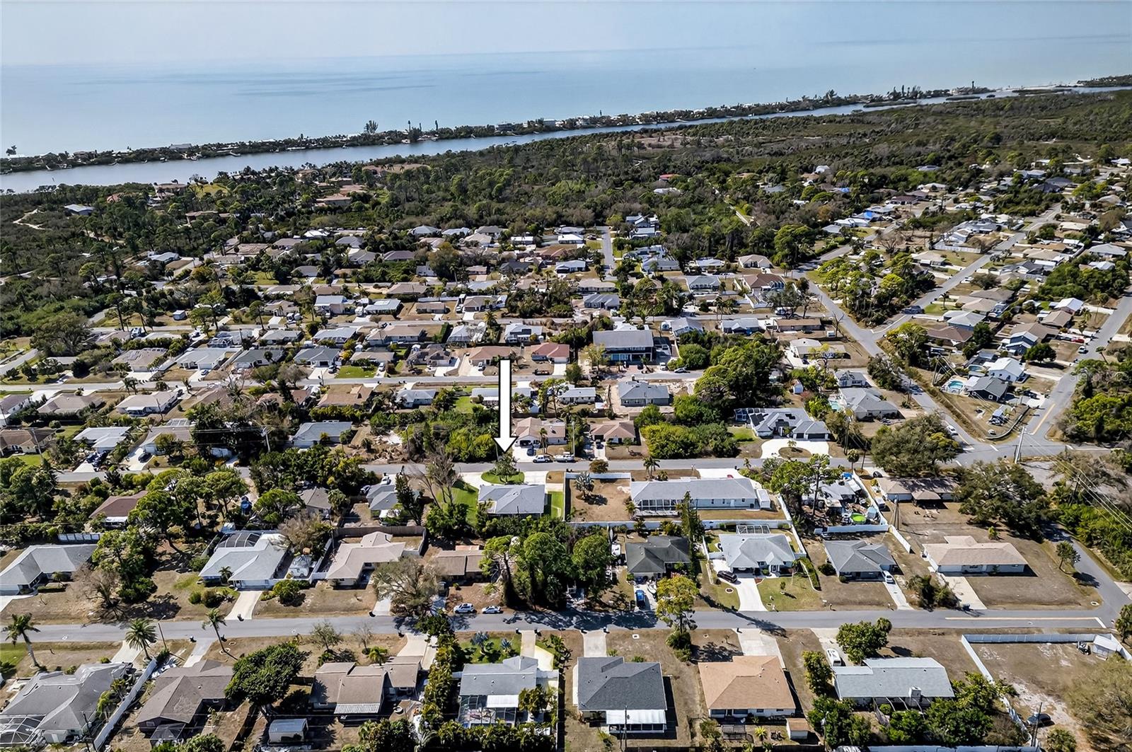 SOUTH VENICE - Residential