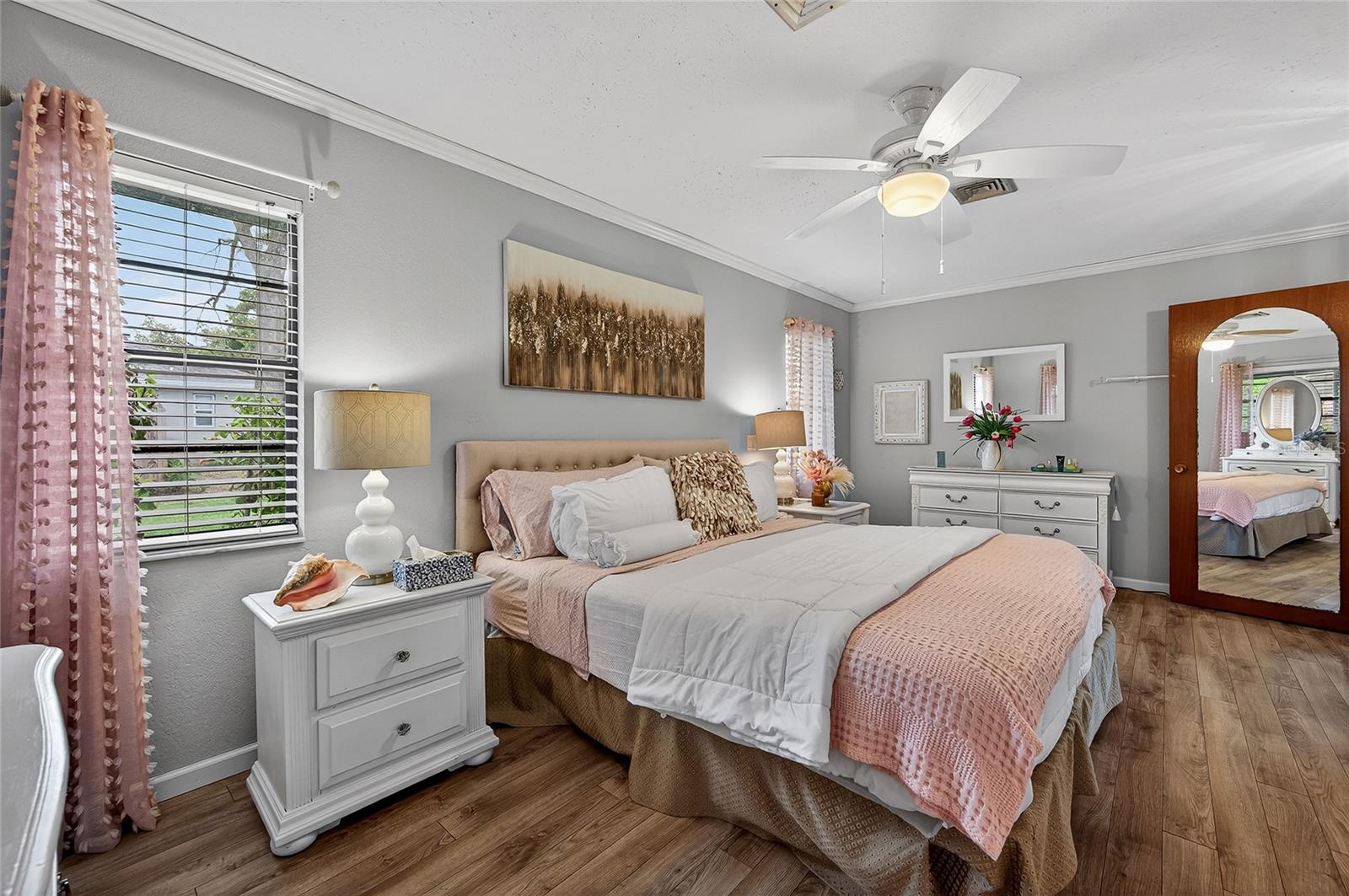 SOUTH VENICE - Residential