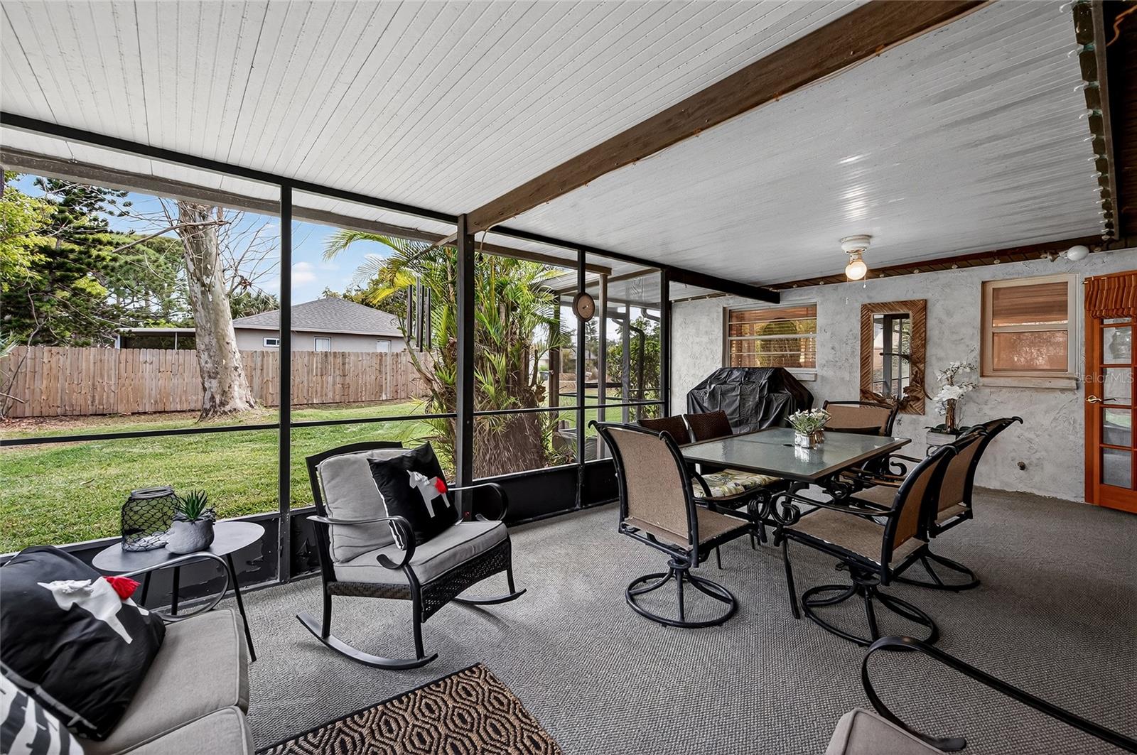 SOUTH VENICE - Residential