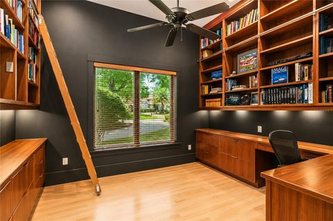 Tiny photo for 5004 SE 5th Avenue, Ocala, FL 34480 (MLS # OM728025)