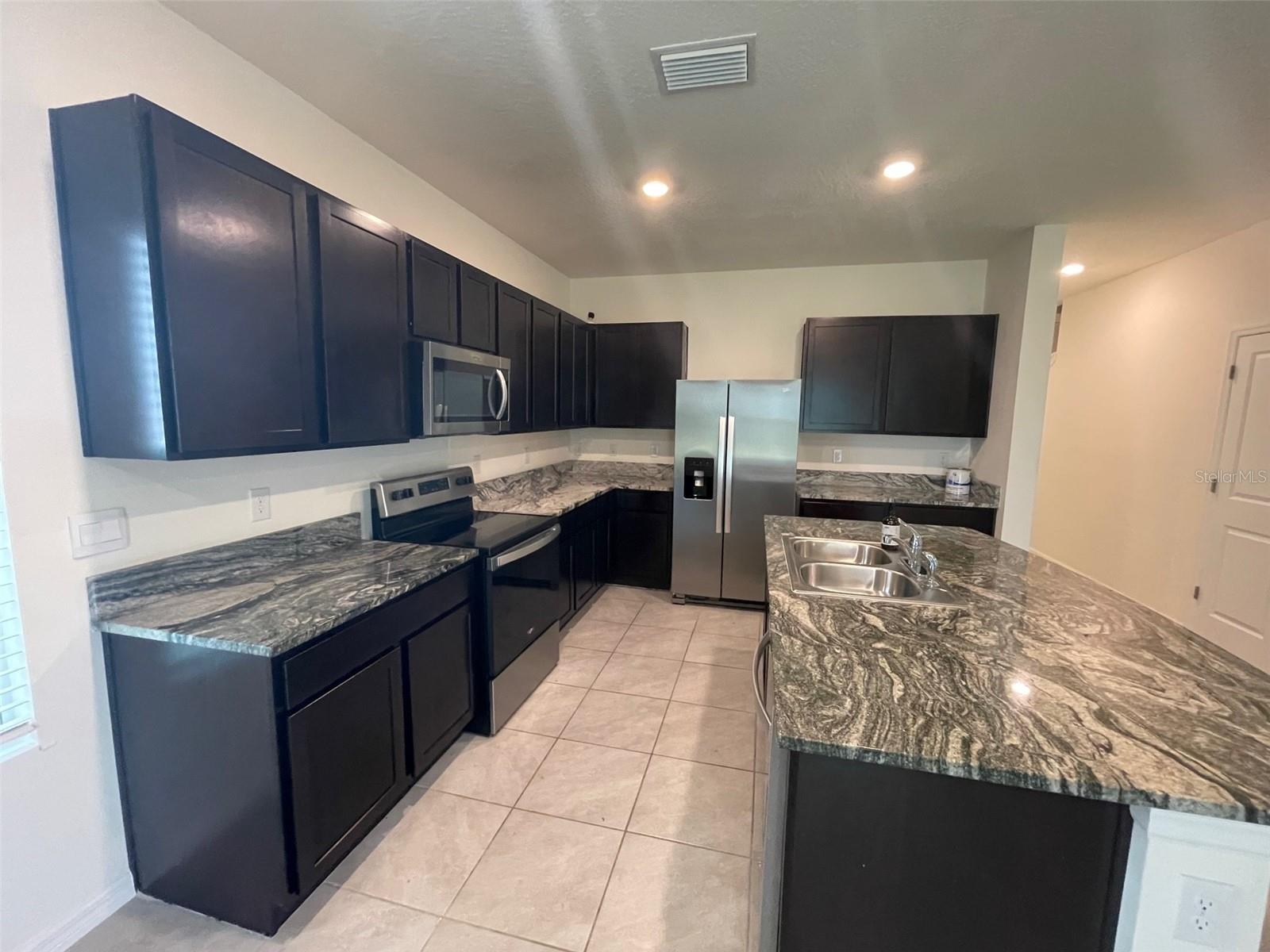 TARA GREENS PB 36 PG 58 - Residential Lease