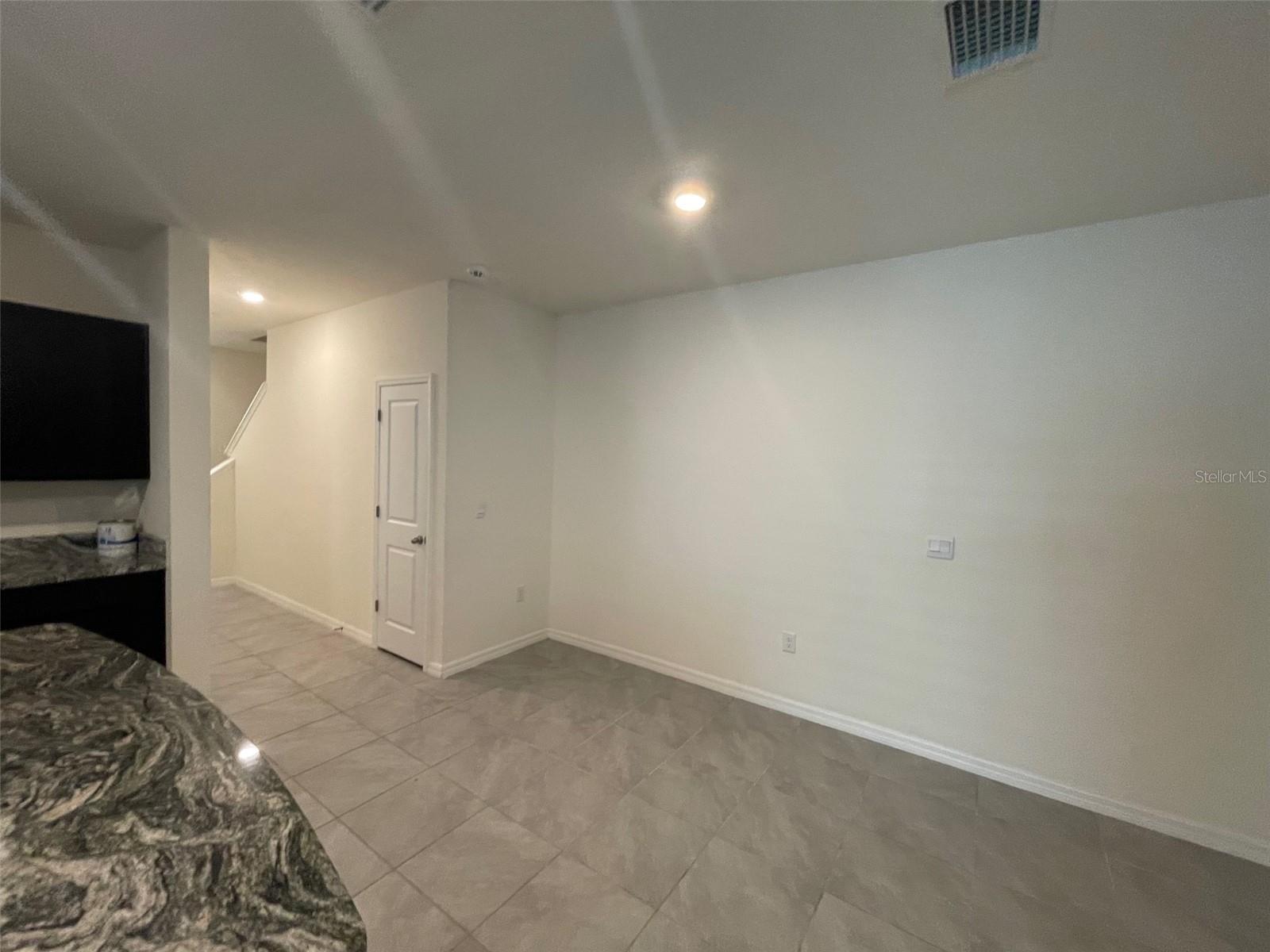 TARA GREENS PB 36 PG 58 - Residential Lease