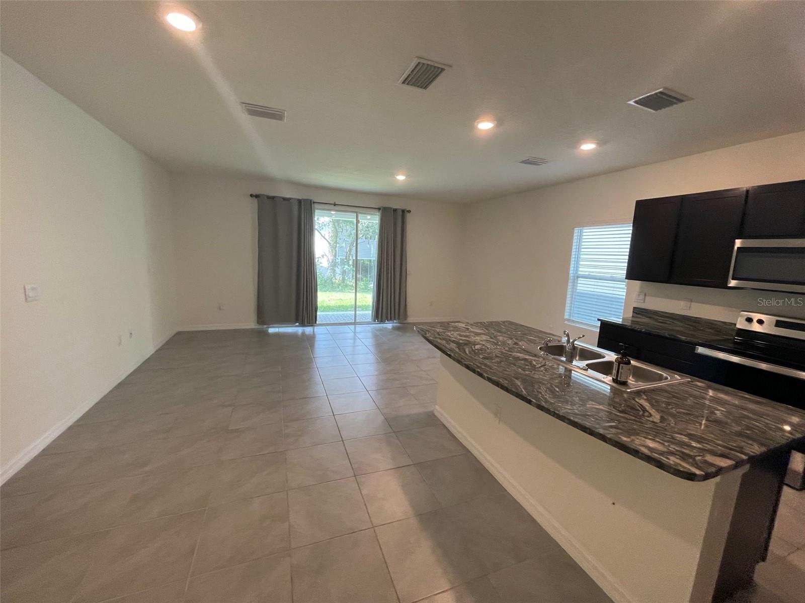 TARA GREENS PB 36 PG 58 - Residential Lease