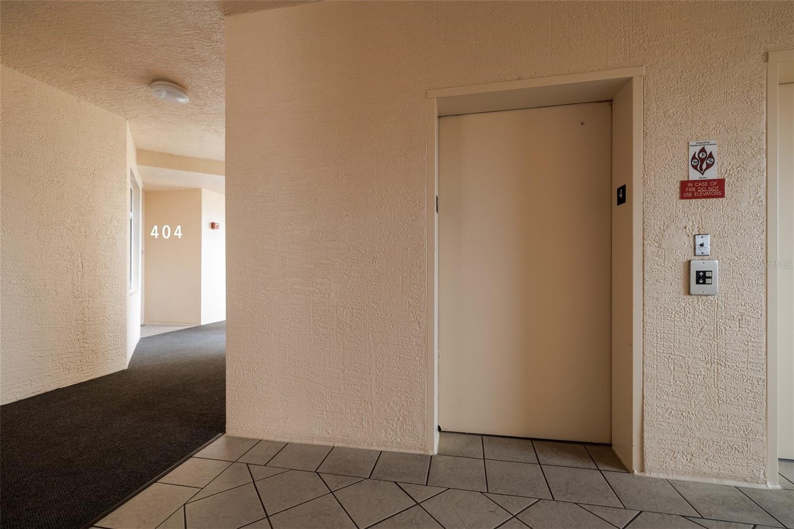 265 MINORCA BEACH WAY 404